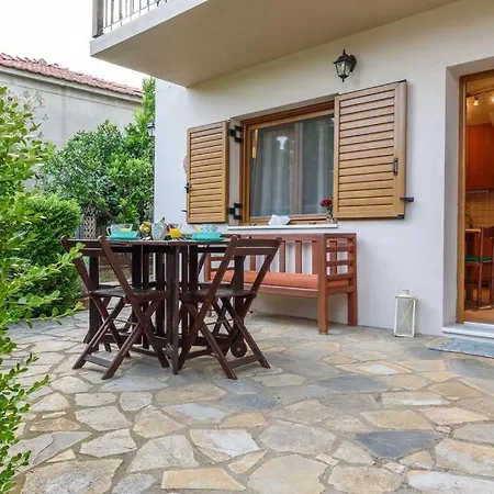 Small House With Garden & View Lejlighed Promirion