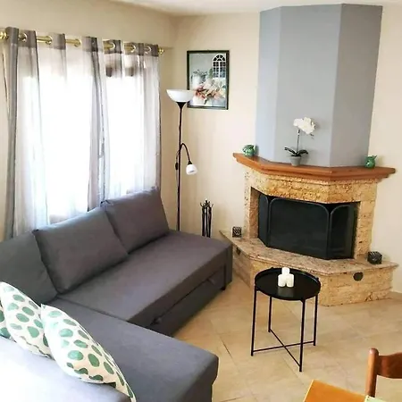 Small House With Garden & View * Promirion