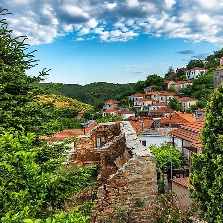 Appartamento Small House With Garden & View Promirion