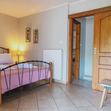 Small House With Garden & View