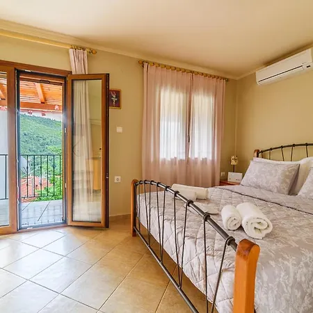 Small House With Garden & View