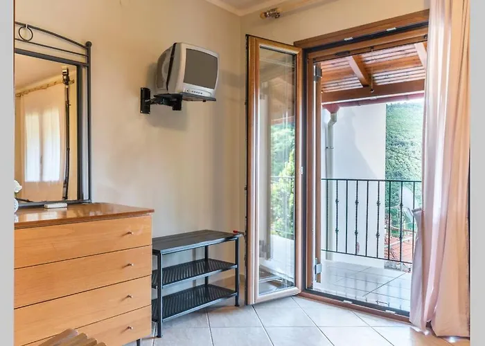 Appartamento Small House With Garden & View Promirion